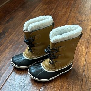 SOREL - Youth Yoot Pac TP Winter Snow Boot for Kids